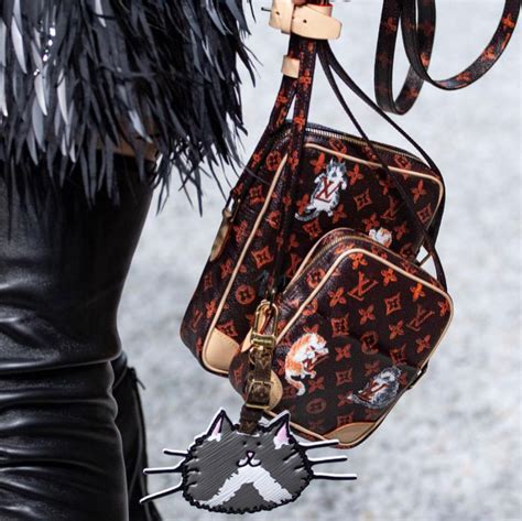 louis vuitton cat bag|louis vuitton grace coddington.